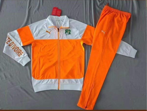 Ensemble de survêtement sportif