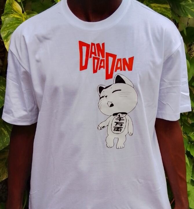T-shirt anime "Dan Da Dan"