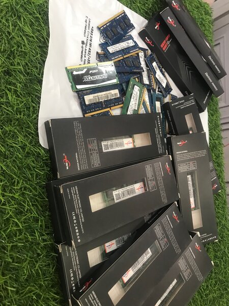 Laptop and Desk Ram 8GB PC4