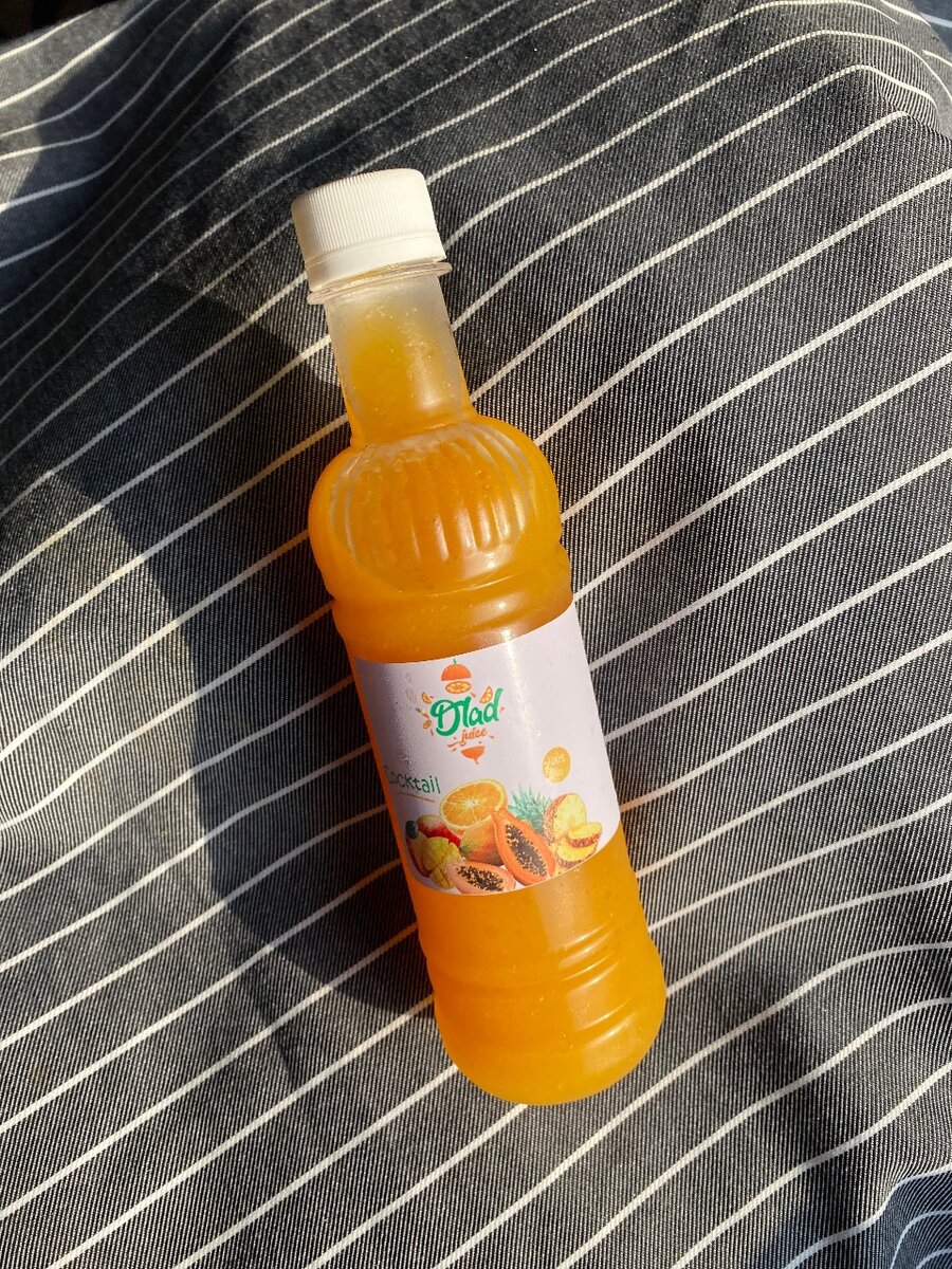 Jus dun cocktail de fruits