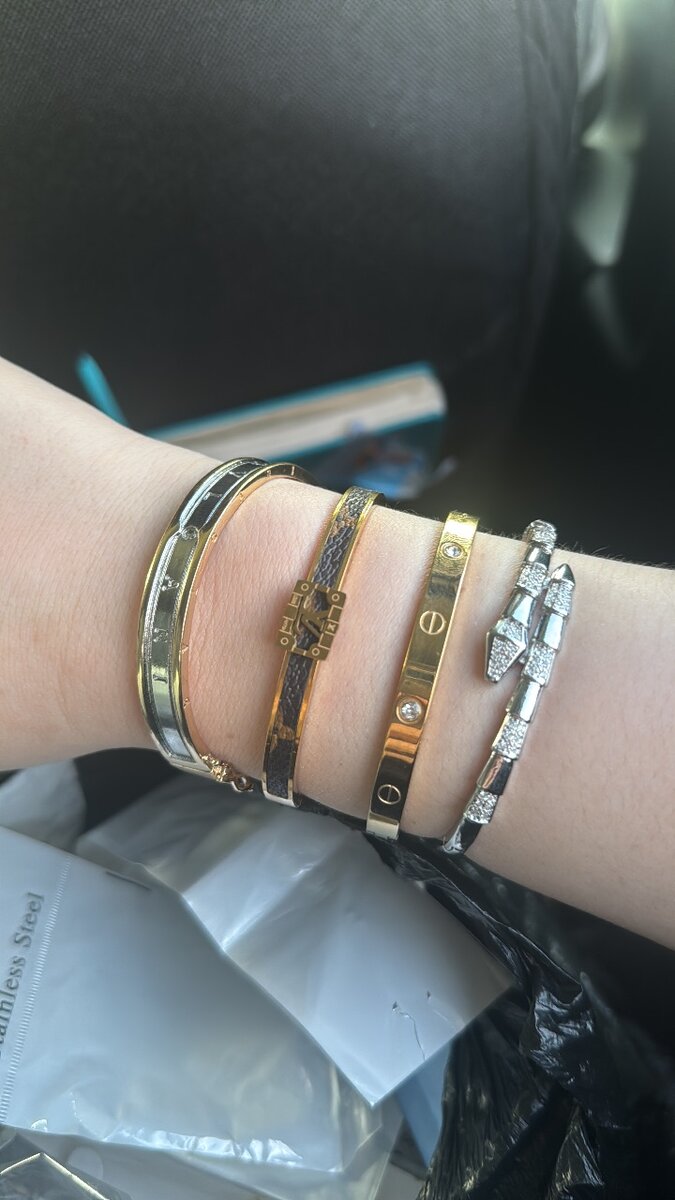 Браслеты цепочки и.д есть в наличии