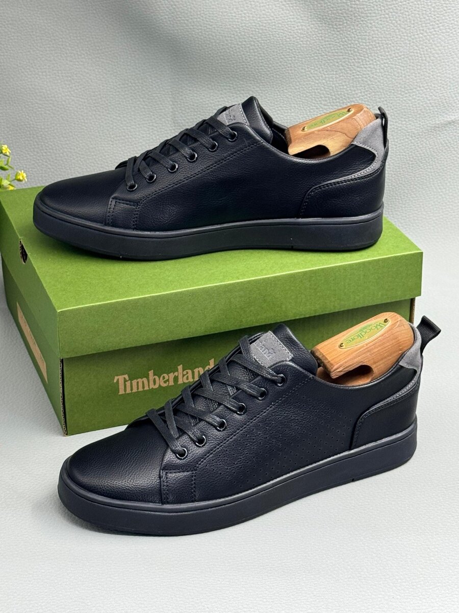 TIMBERLAND ALL BLACK