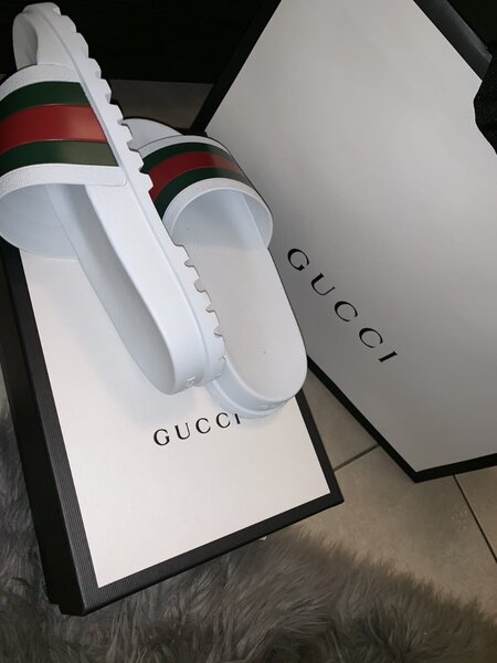 Sandales GUCCI