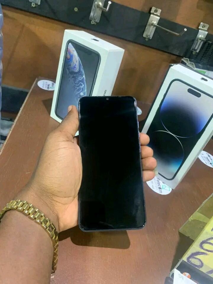 Tekno pop 7 64gb 4ram