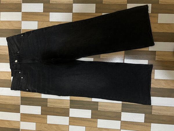 Baggy black H&M jeans
