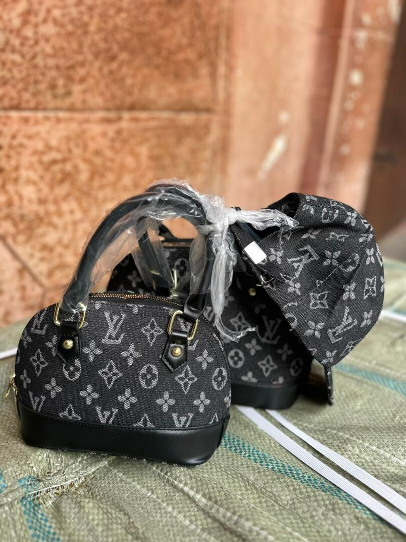 Ladies bags with Cap