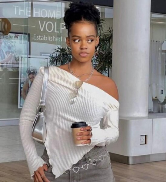 Pull asymétrique féminin