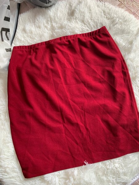 Red skirt