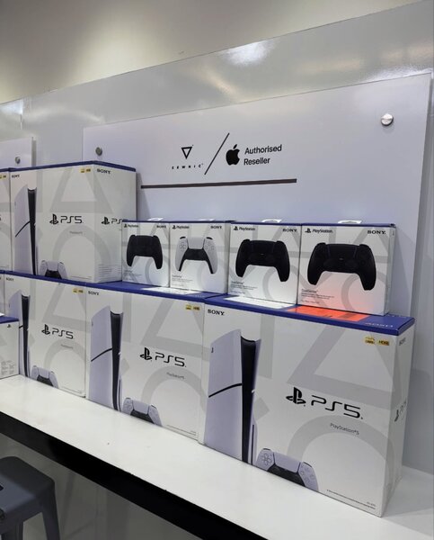 Brand New Ps5 slim standard