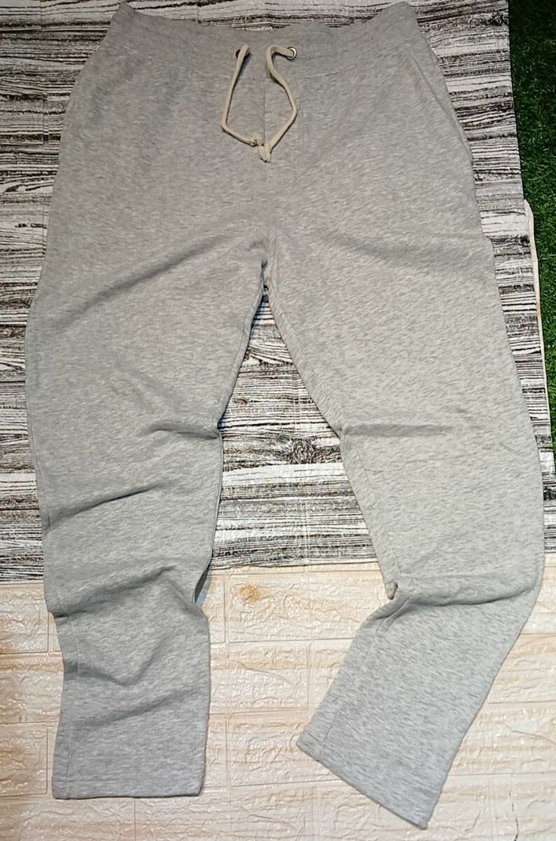 Thrift joggers
