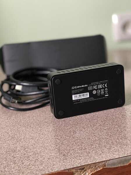 Карта видеозахвата AverMedia