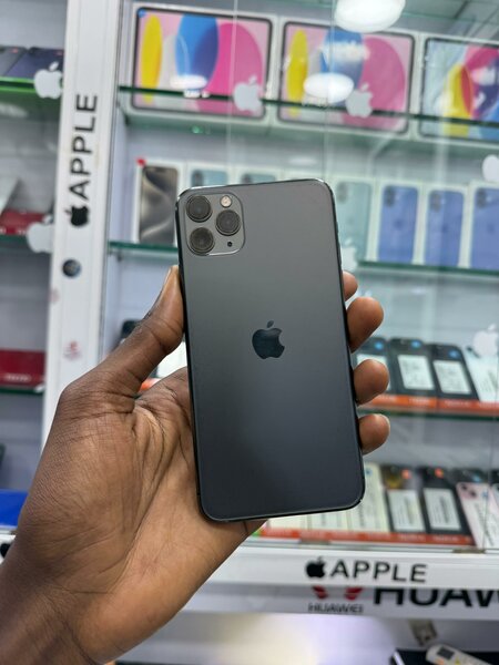 Disponible 11 Pro Max 64go dja