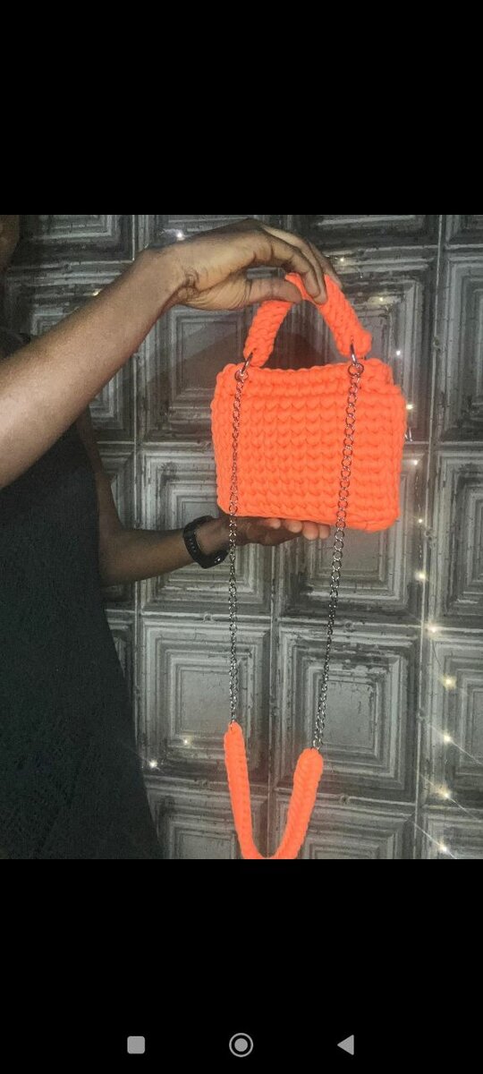 Sac bandoulière crochet