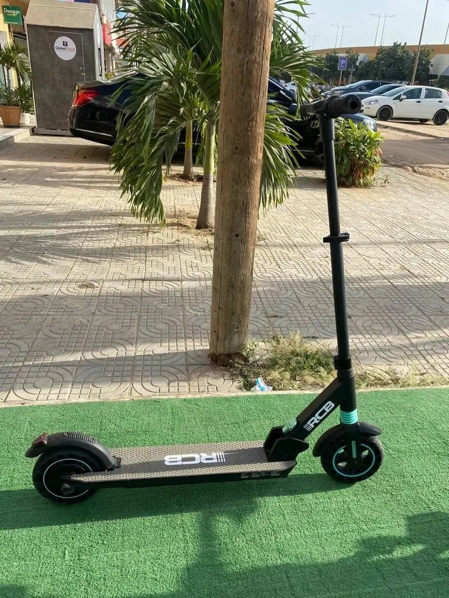 Trottinette électrique moderne