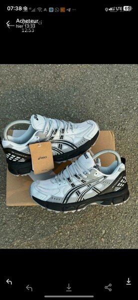 Chaussures de running ASICS