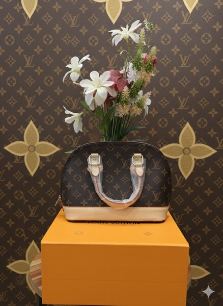 Sac à main Louis Vuitton Monogram