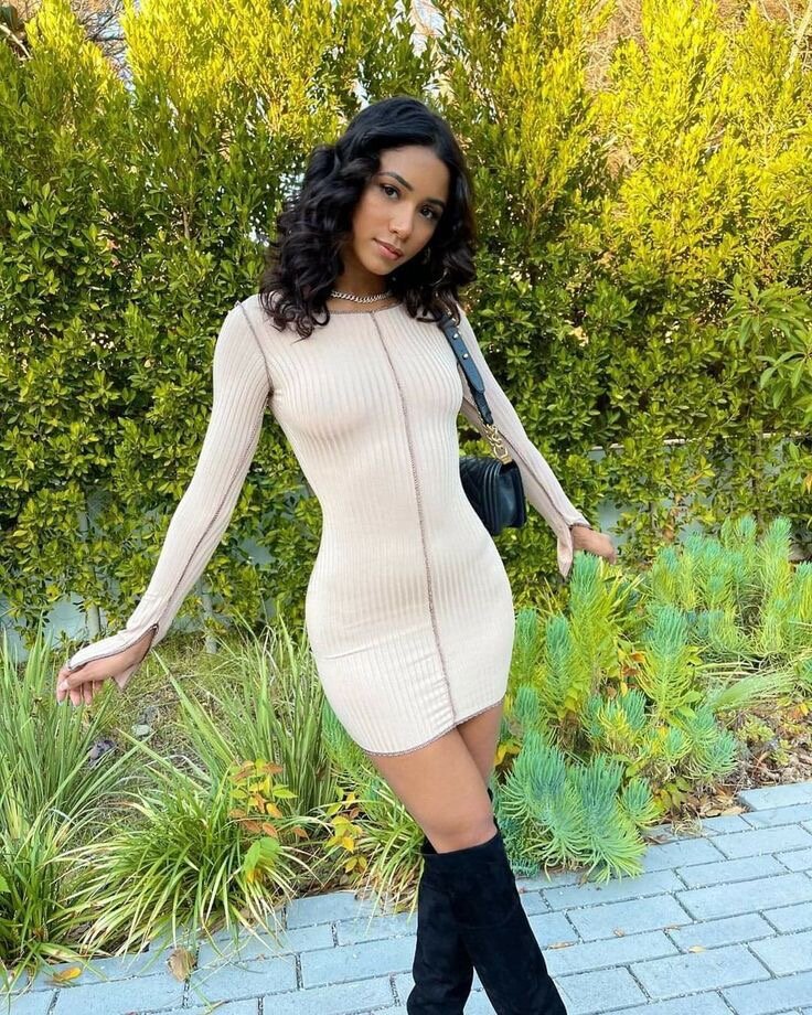 Chic robe de couleur marron