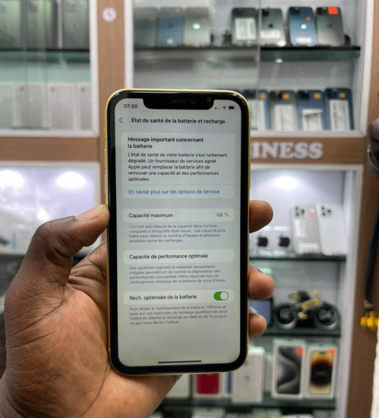 iPhone 11 256 Go Jaune