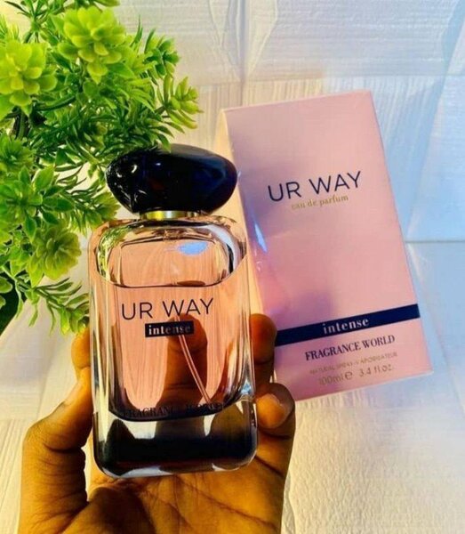 UR WAY PERFUME