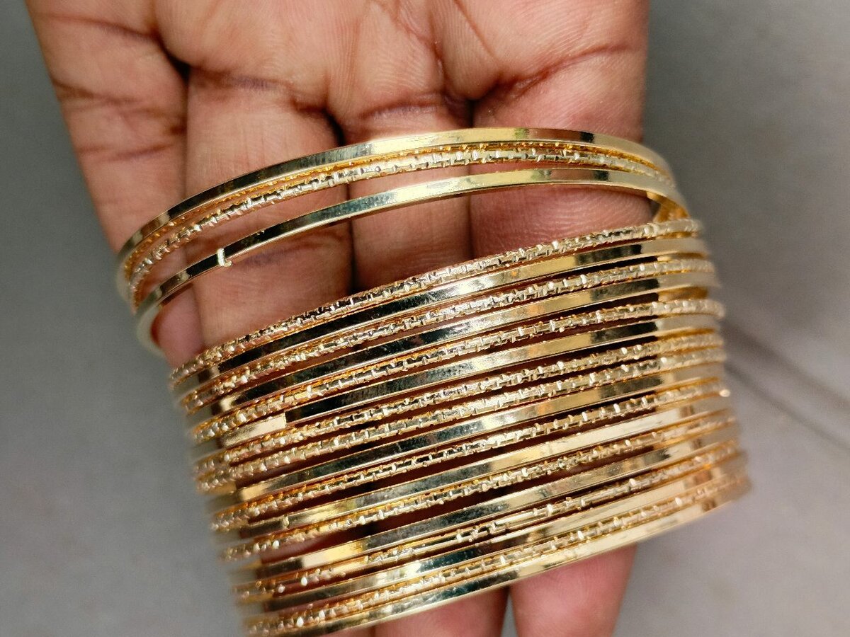 Bracelets en or élégants