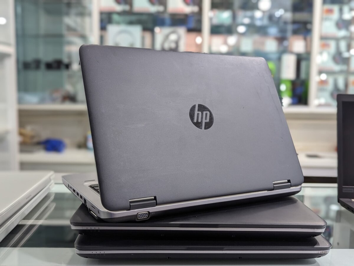 HP LAPTOP