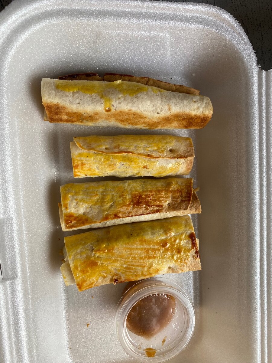 Rouleaux de Tortilla Farcis