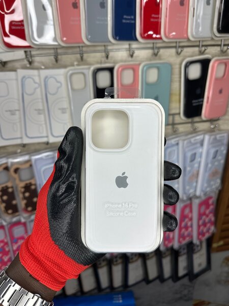 COQUE SILICONE 16pro