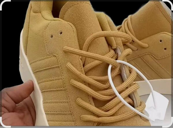 Adidas Sneakers Beige