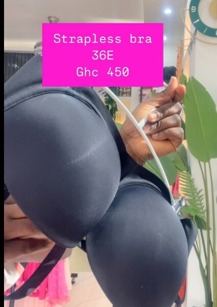 Strapless black bra size 36e 
