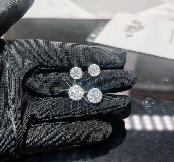 Boucles d'oreilles en diamant