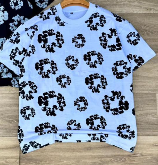 T-shirt white with flowers