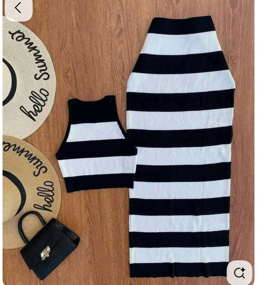 Robe longue rayée élégante