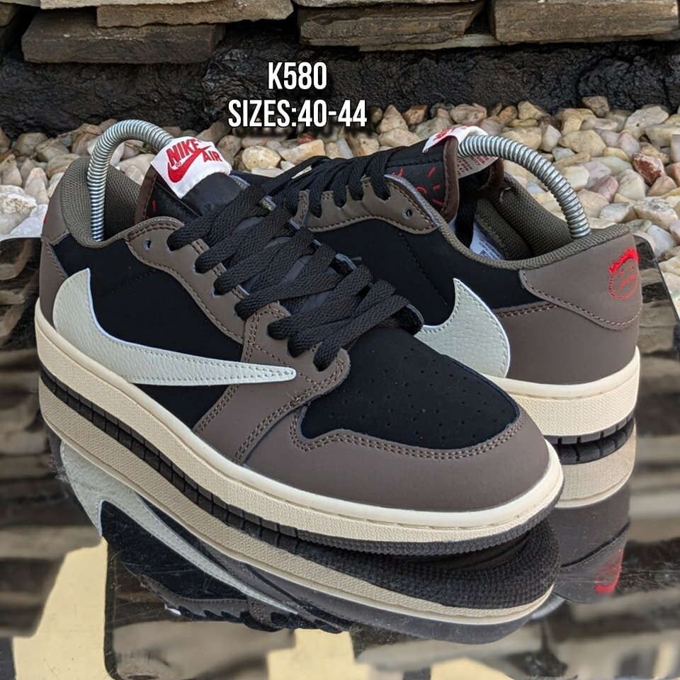 Air Jordan 1 Low X Travis scott “Mocha”