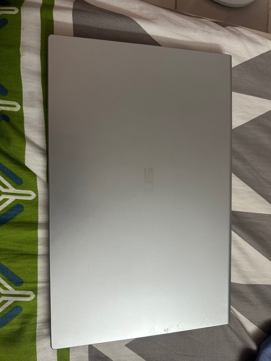 Ordinateur portable ASUS slim