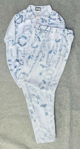 Costume de sport élégant