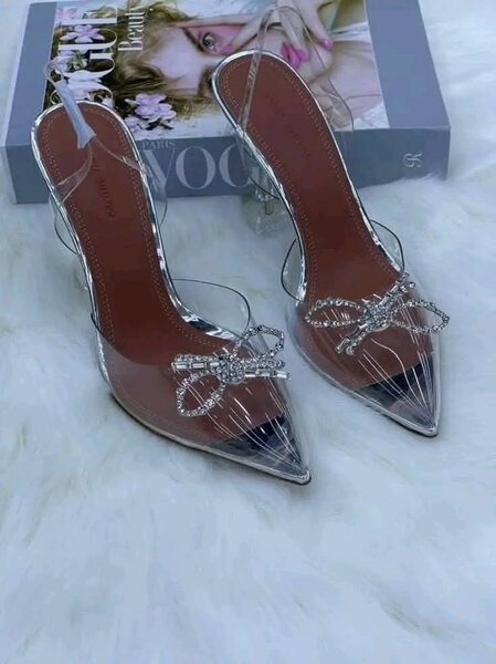 Sandales à talons élégantes