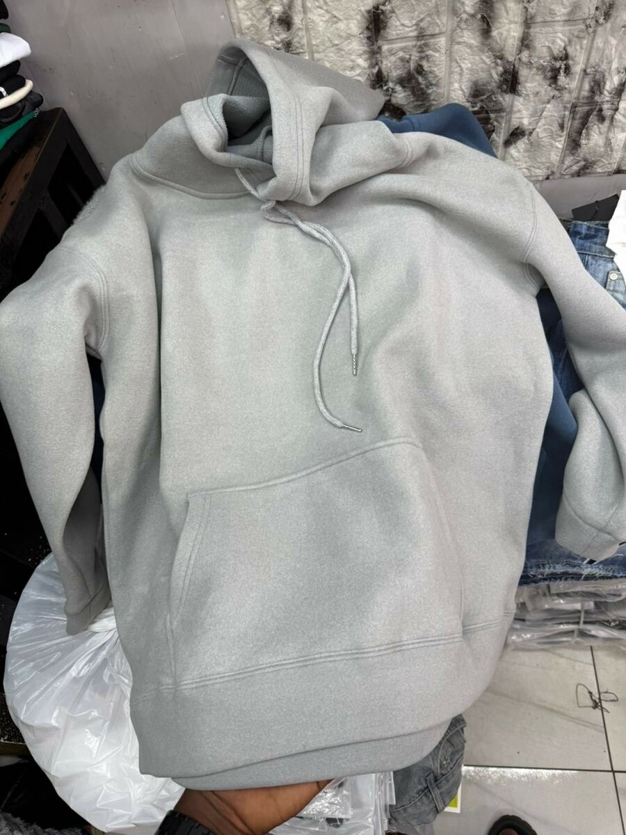 Sweat à Capuche Confortable