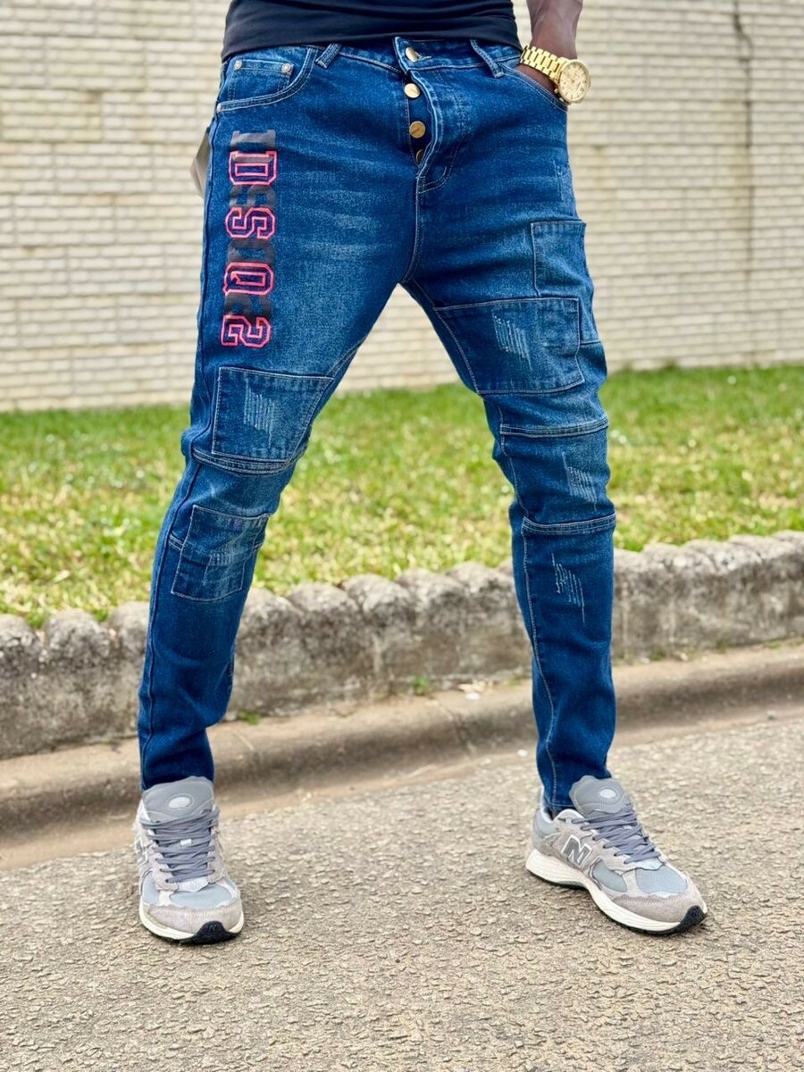 Jeans slim fit avec patchs