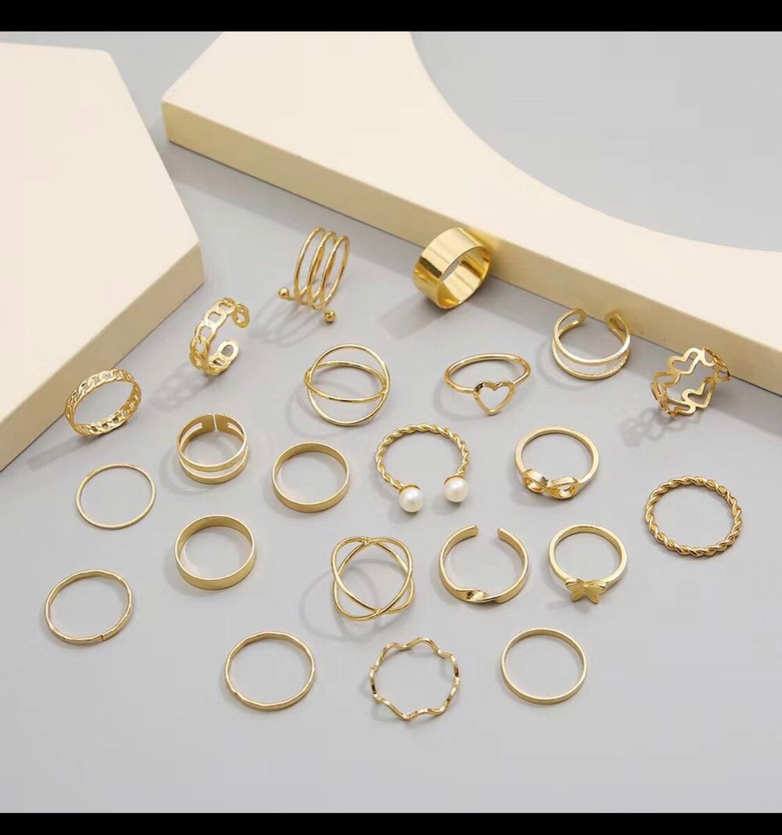 Multi set Rings for ladies 3 for 10ghc