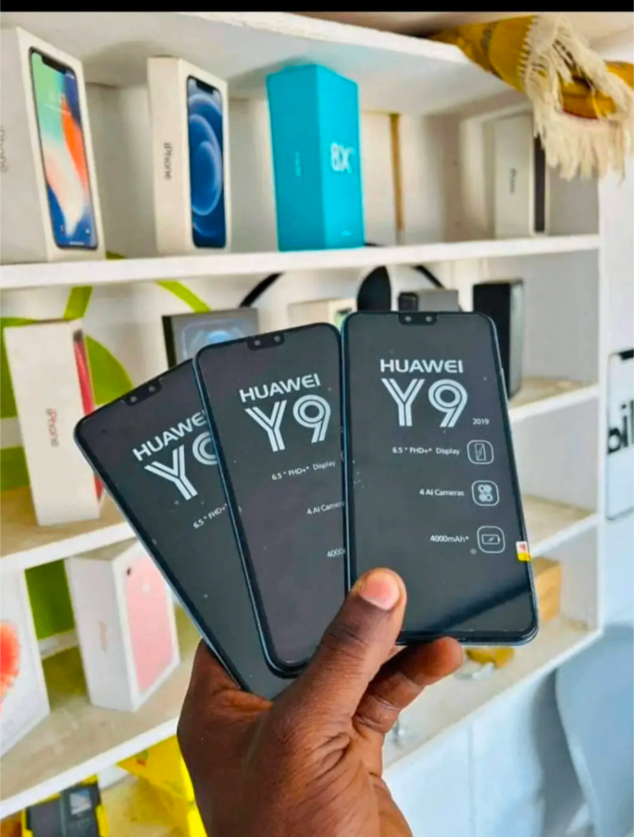 Huawei Y9 2019 CASI NEUF