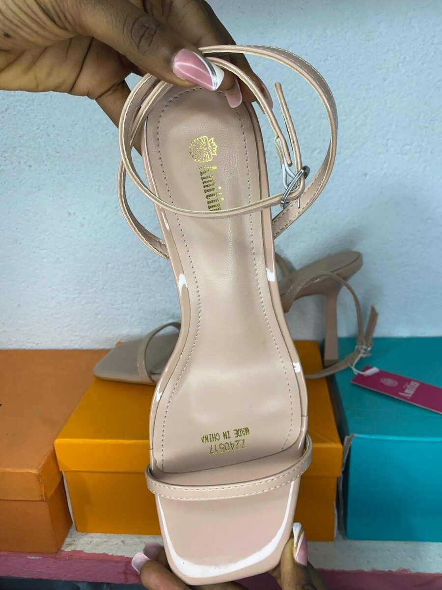 Sandales à talons élégantes