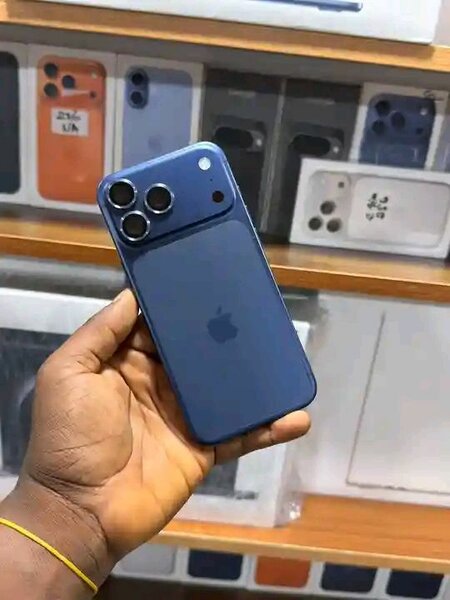 Apple iPhone 12 Pro Max - bleu