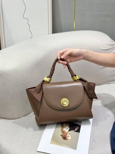 Sac à main élégant en cuir