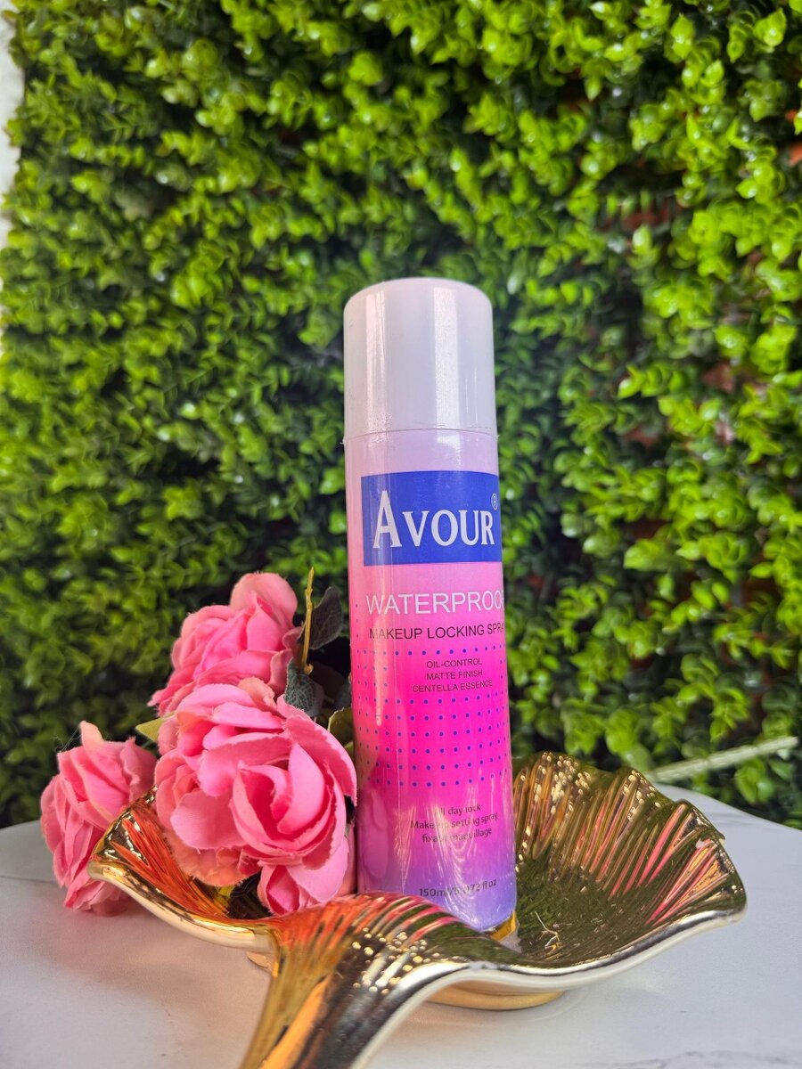 Spray fixateur de maquillage waterproof