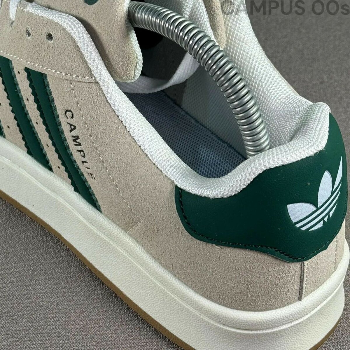 Adidas campus