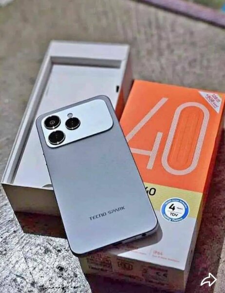 Tecno Spark 10 - Smartphone