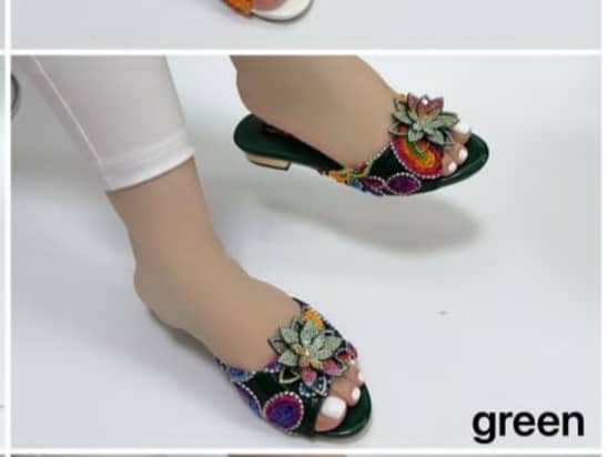 Sandales colorées en cuir