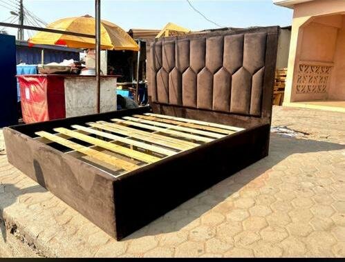 Coffee velvet tufted bed