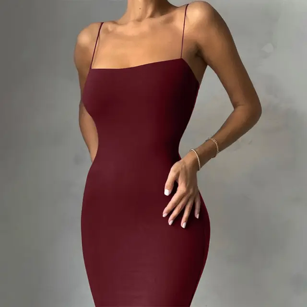 Robe moulante élégante à bretelles