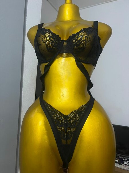 Ensemble lingerie dentelle noir